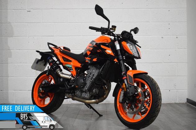 KTM 890 DUKE