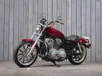 HARLEY-DAVIDSON SPORTSTER 883