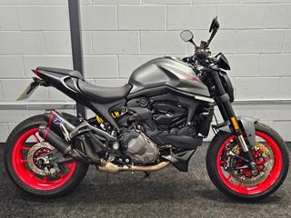 DUCATI MONSTER 937 