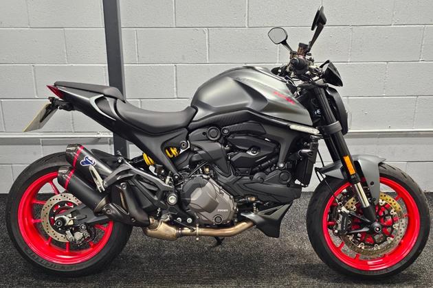 DUCATI MONSTER 937