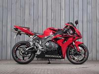 HONDA CBR1000RR FIREBLADE