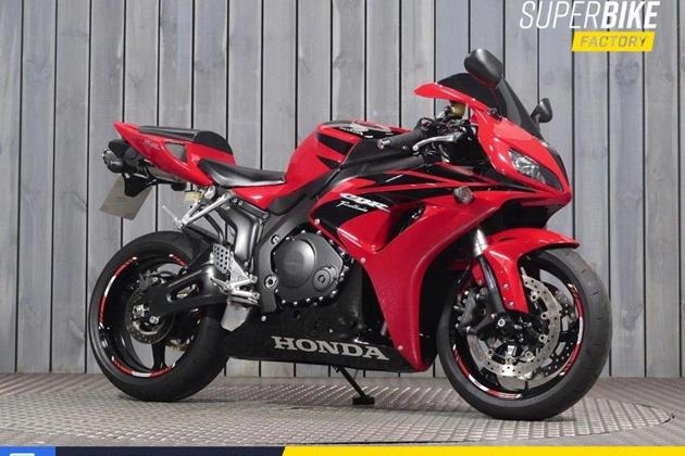 HONDA CBR1000RR FIREBLADE