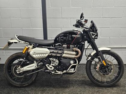 TRIUMPH SCRAMBLER 1200