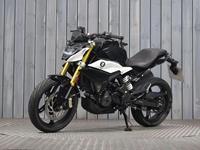 BMW G310R