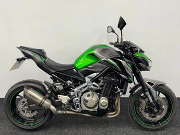 KAWASAKI Z900