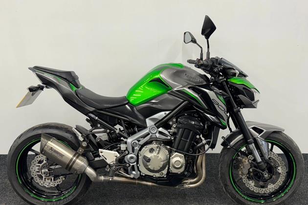 KAWASAKI Z900