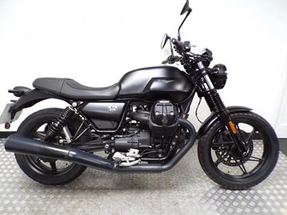 MOTO-GUZZI V7 STONE