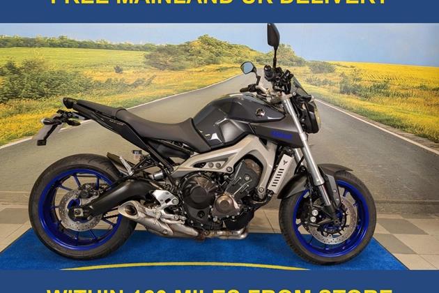 YAMAHA MT-09