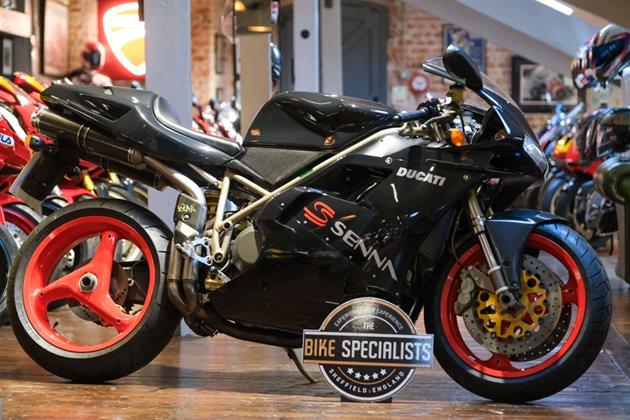 DUCATI 916