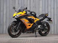 KAWASAKI NINJA 650