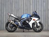 SUZUKI GSX-R750