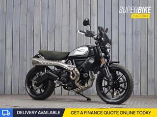 DUCATI SCRAMBLER 800 