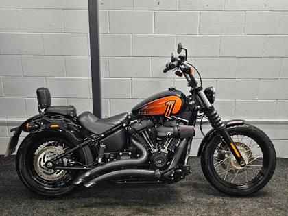 HARLEY-DAVIDSON STREET BOB