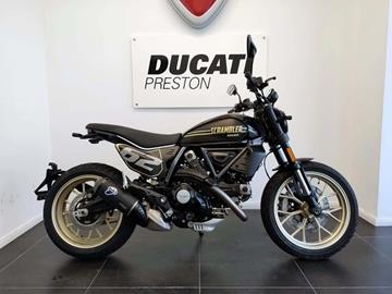 DUCATI SCRAMBLER 800