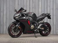 HONDA CBR1000RR FIREBLADE