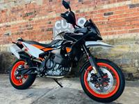 KTM 890 SMT