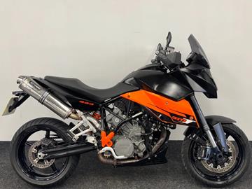 KTM 990 SUPERMOTO