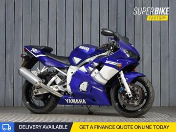 YAMAHA R6