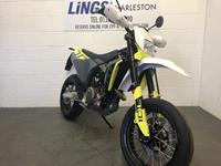 HUSQVARNA 701 SUPERMOTO