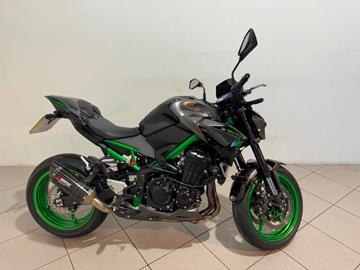 KAWASAKI Z900