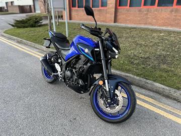 YAMAHA MT-03