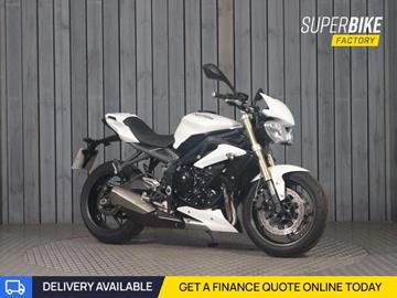 TRIUMPH STREET TRIPLE 675