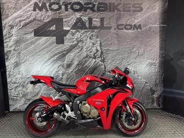 HONDA CBR1000RR FIREBLADE