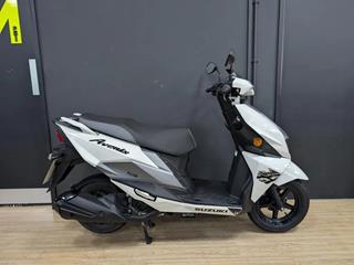 SUZUKI AVENIS 125 