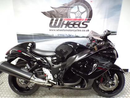 SUZUKI GSX1300R HAYABUSA