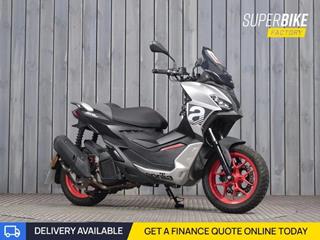 APRILIA SR GT 125 