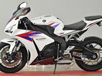 HONDA CBR1000RR FIREBLADE