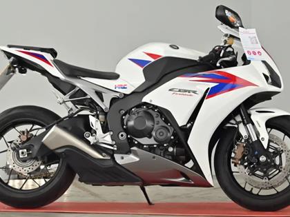 HONDA CBR1000RR FIREBLADE