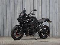 YAMAHA MT-10