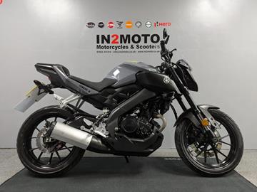 YAMAHA MT-125