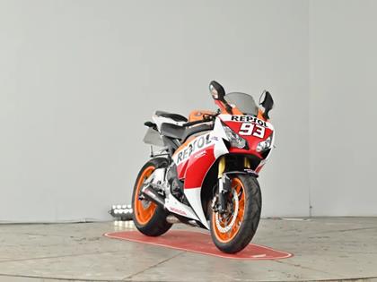 HONDA CBR1000RR FIREBLADE