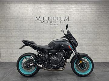 YAMAHA MT-07