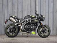 TRIUMPH SPEED TRIPLE 1050