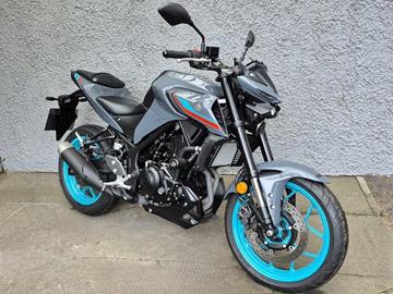 YAMAHA MT-03