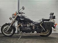 TRIUMPH SPEEDMASTER 1200