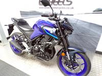 YAMAHA MT-03