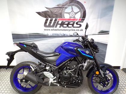 YAMAHA MT-03