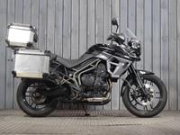 TRIUMPH TIGER 800