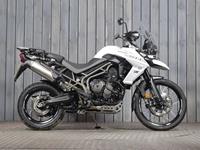 TRIUMPH TIGER 800