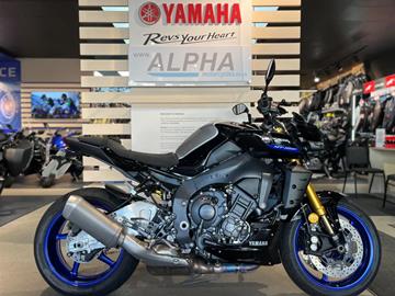 YAMAHA MT-10