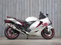 SUZUKI GSX1300R HAYABUSA