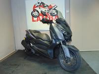 YAMAHA XMAX 300