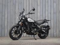 DUCATI SCRAMBLER 800