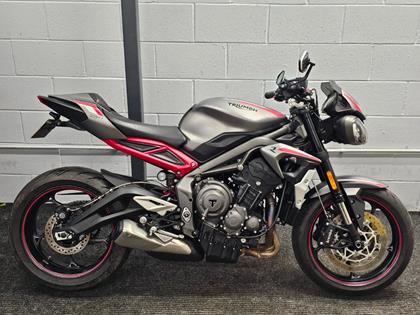 TRIUMPH STREET TRIPLE 765 MOTO2 EDITION