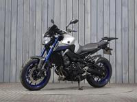 YAMAHA MT-09