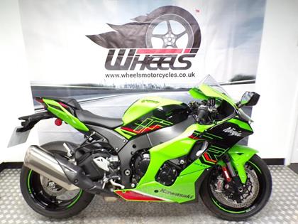 KAWASAKI ZX-10RR